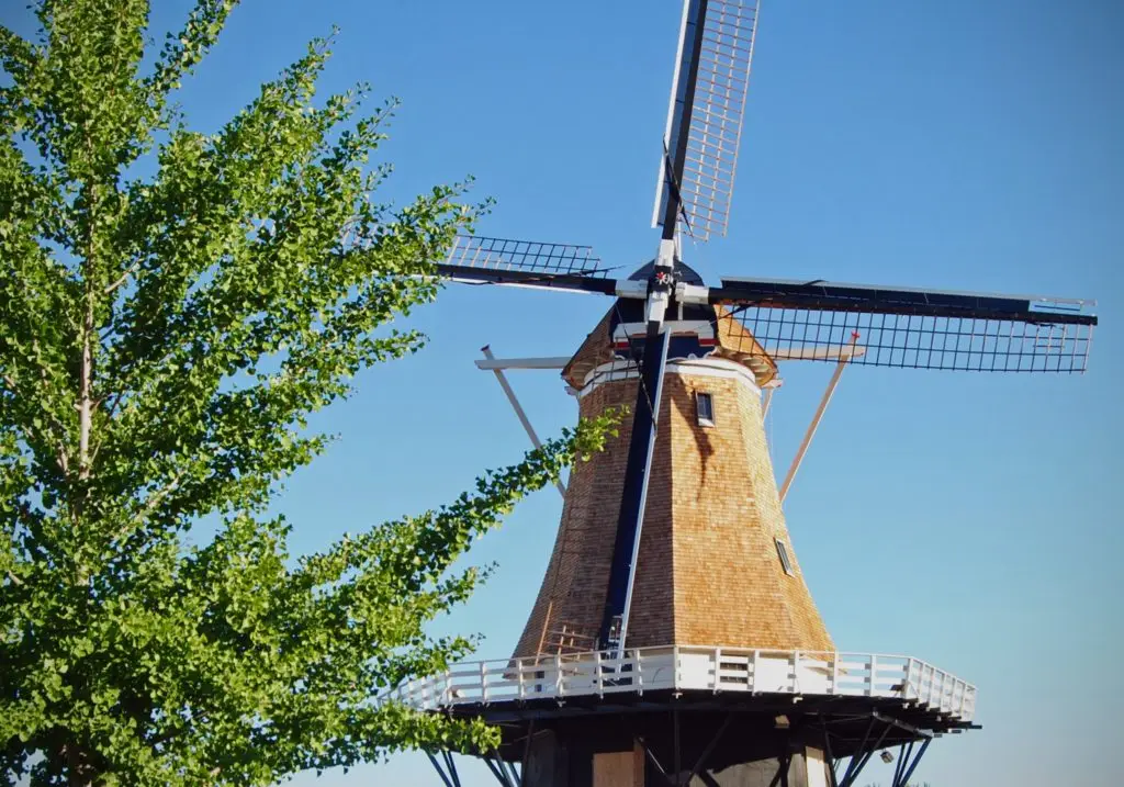 Little Chute Wind Mill
