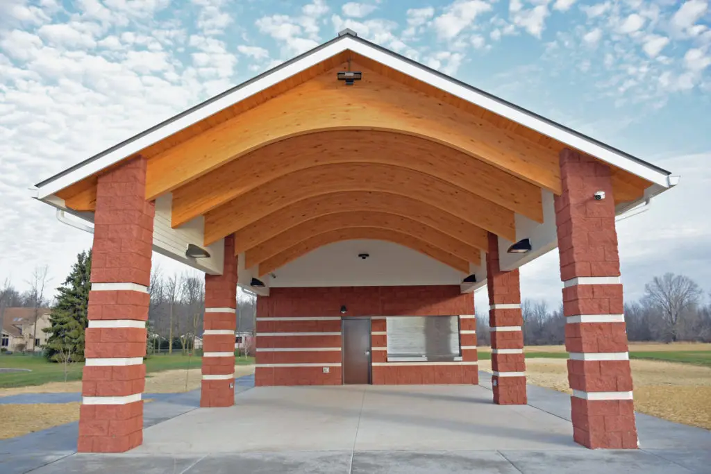Wittmann Park Shelter M0003 940585